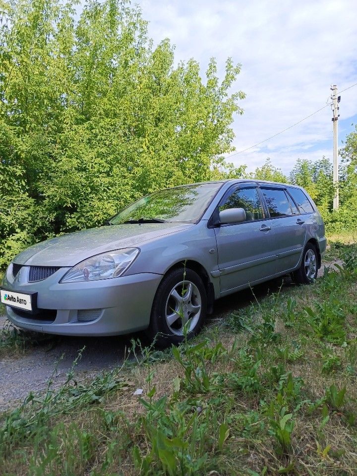 Mitsubishi Lancer: фото владельца