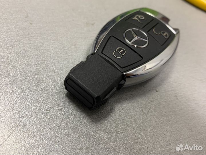 Ключ Mercedes C Class W210