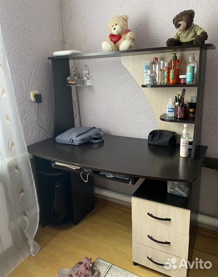 Компьютерный стол