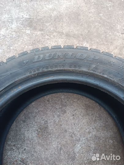 Dunlop SP Winter Ice02 225/50 R17 98