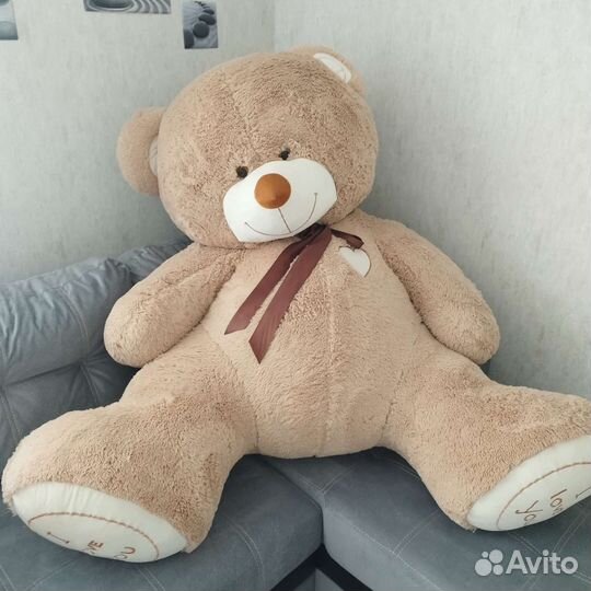 Большие плюшевые медведи