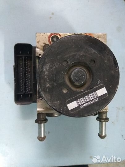 Блок ABS 4670A550 c ESP (Mitsubishi)