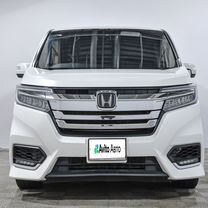 Honda Stepwgn Spada 2.0 CVT, 2018, 124 630 км, с пробегом, цена 2 820 000 руб.