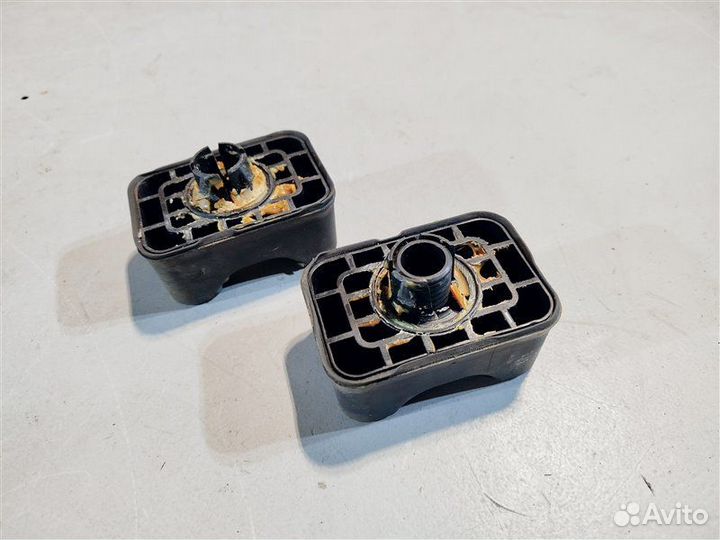 Поддомкратник Mercedes Cla-Class W118 M282 2020