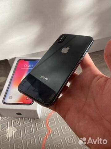 iPhone X, 64 ГБ