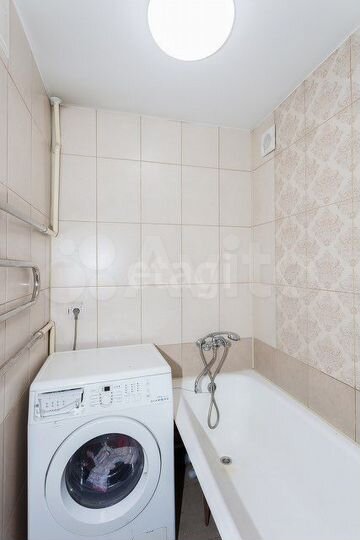 3-к. квартира, 57 м², 1/9 эт.