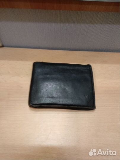 Мужское кожаное портмоне