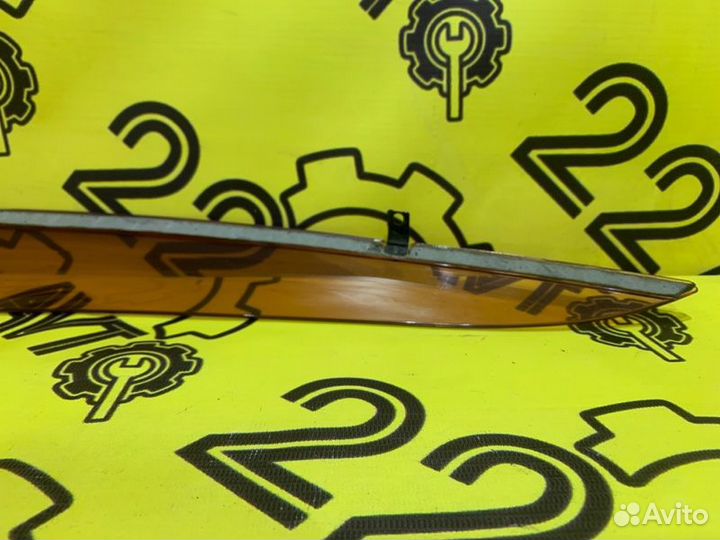 Ветровик задний правый Nissan Primera TP12 QR20DE