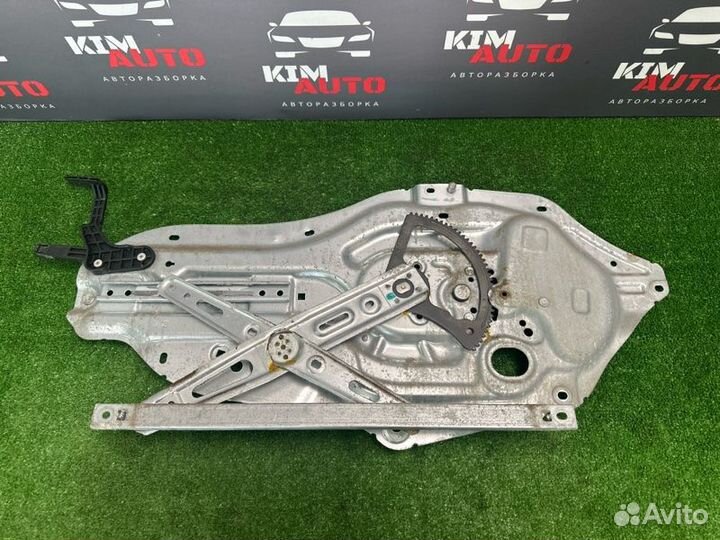 Стеклоподъемник передний правый Kia Cerato 2 TD