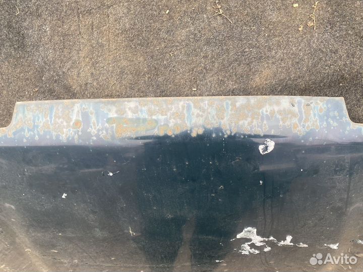 Капот иж ода фабула