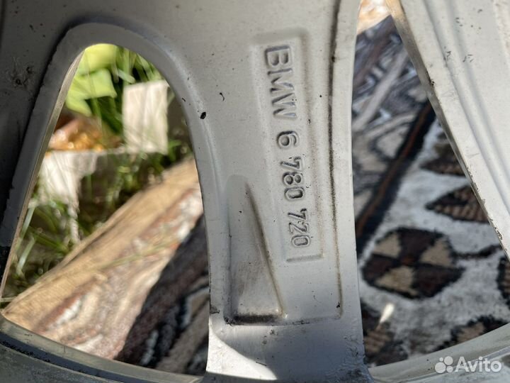 Оригинальные диски BMW R17 с резиной Pirelli