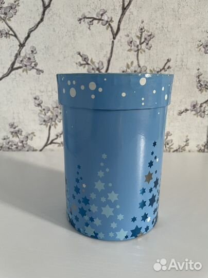 Коробка подарочная новогодняя