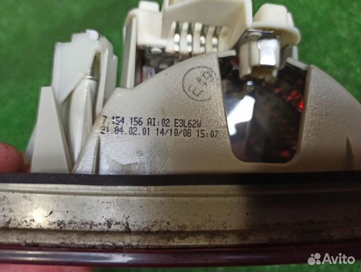 Задний фонарь правый Bmw E90