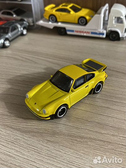 Hot Wheels Porshe 930 turbo premium