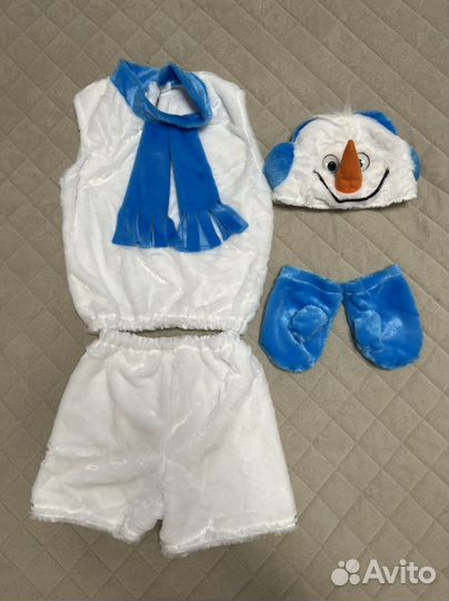 Новогодний костюм снеговик