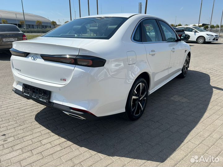 Kaiyi E5, 2023