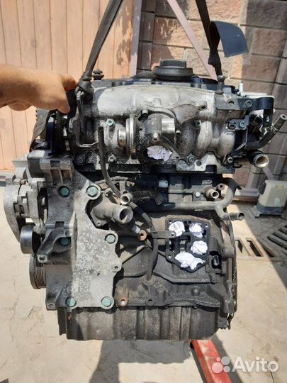 Двигатель Volkswagen Passat B6 (3C2) 2.0TDI BKP