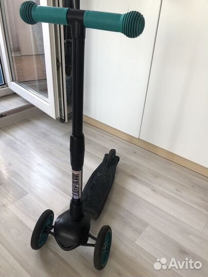 Самокат детский трехколесный