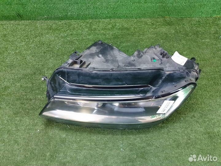 Фара левая Volkswagen Tiguan