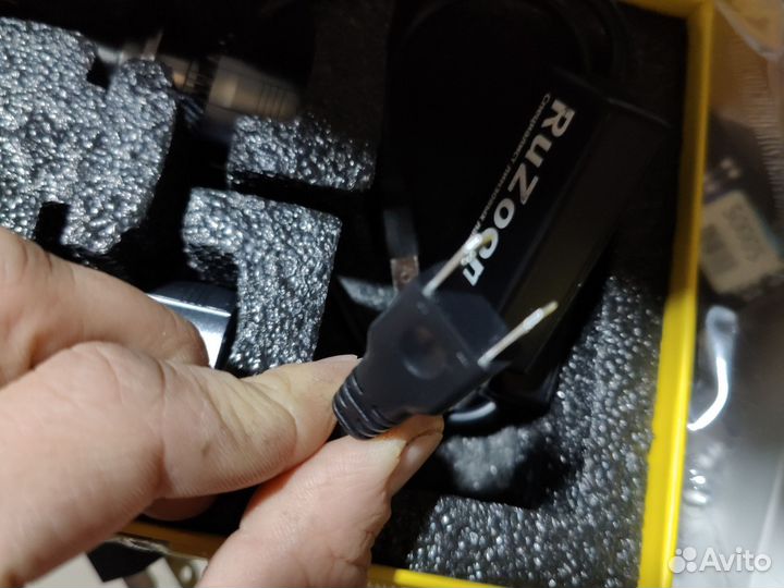 Би лед линзы