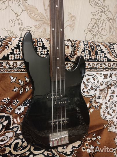 Аренда безладовая бас гитара Aria Pro STB-series