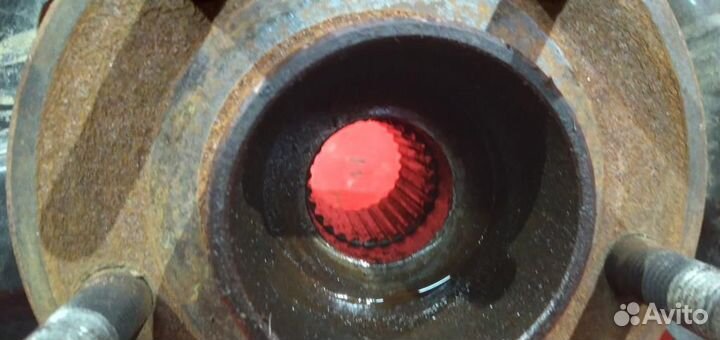 Форд фокус 3 кулак поворотный левый ступица