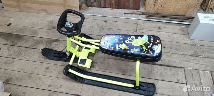 Детский снегокат