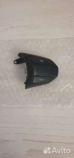 Кнопки на руль Kia Rio 4