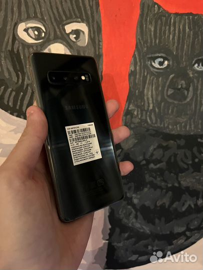 Samsung Galaxy S10, 8/128 ГБ