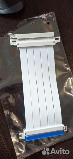 Райзер pcie 4.0 x16 на шлейфе гибкий белый, 20 см