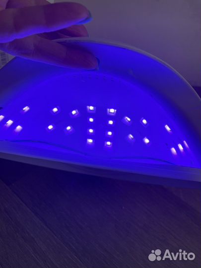 Лампа для ногтей