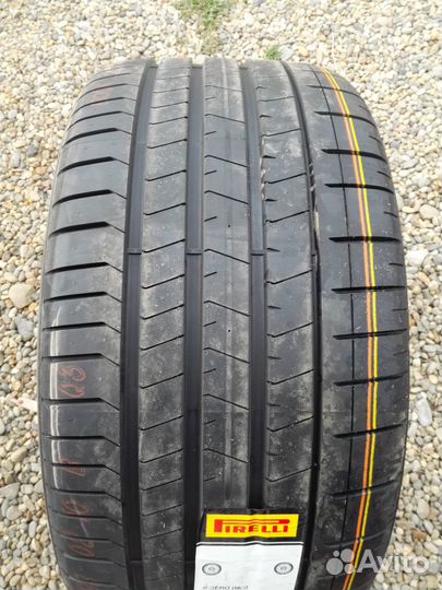 Pirelli P Zero Sports CAR 285/30 R21 100Y