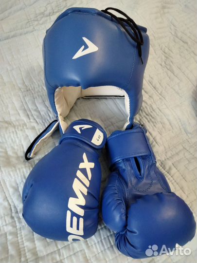 Боксерские перчатки
