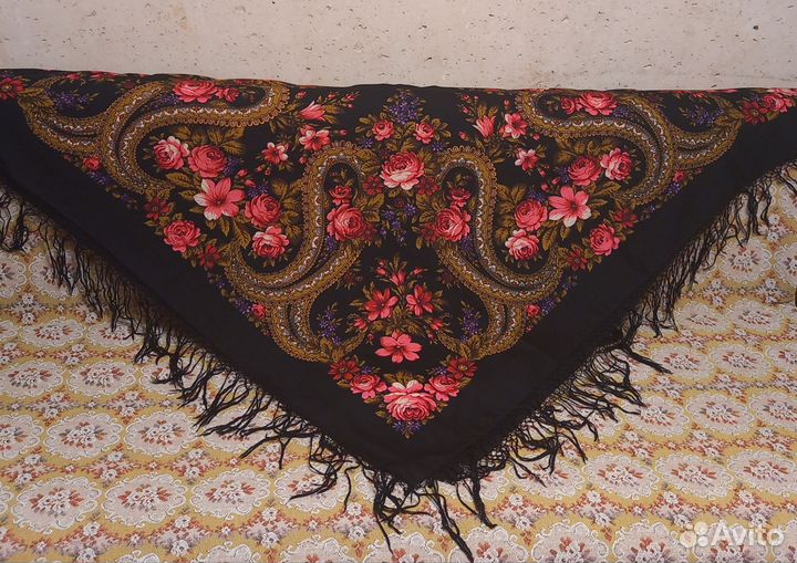 Павлопосадская шаль