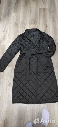 Стеганое пальто новое 46 -48 размер