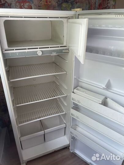 Продам холодильник рабочий бу