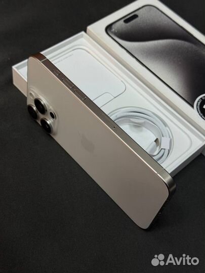 iPhone 15 Pro Max, 256 ГБ