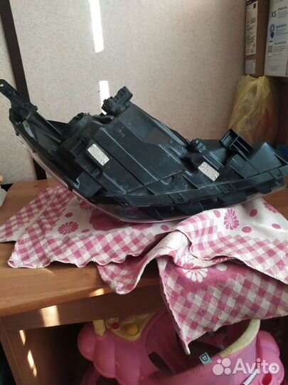 Продам фару