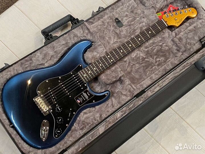 Fender American Pro II Stratocaster Dark Night