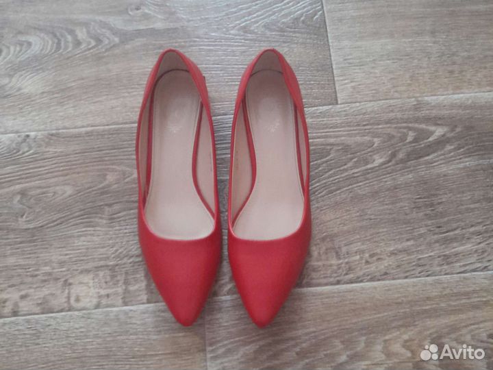 Туфли женские 39 размер