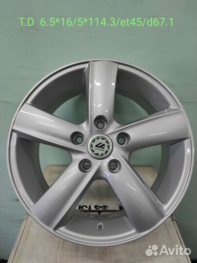 Новые Top driver r16/5*114.3/et 45/dia 67.1