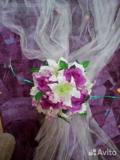 Украшение цветы на машину