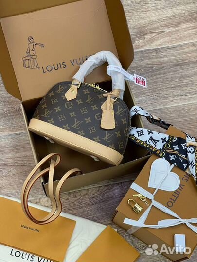 Сумка Louis Vuitton alma bb