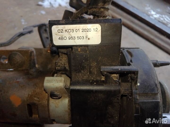 Рулевая колонка Volkswagen Golf 4