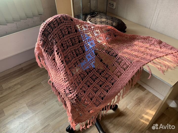 Пончо,платок,шарфы