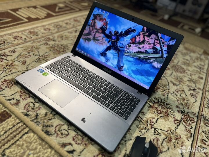 Игровой Ноутбук Asus тянет гта5 отлично