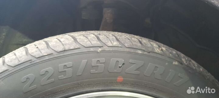 Evergreen EU72 225/50 R17 110