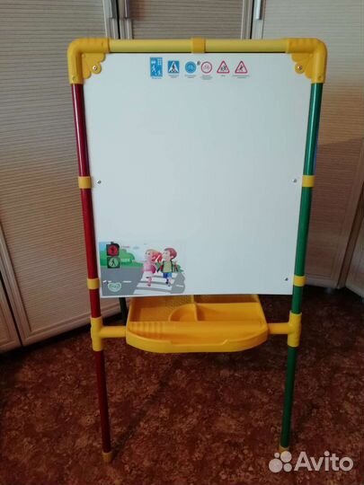 Мольберт + магнитики