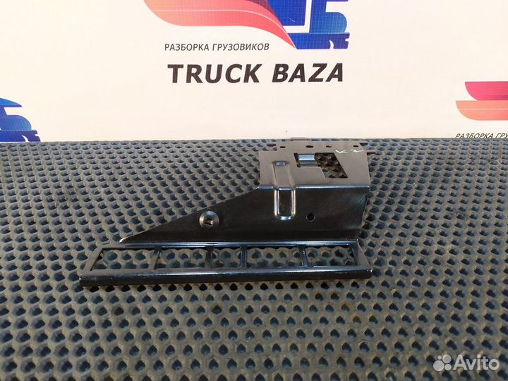 Кронштейн проводки кабины камаз 5490