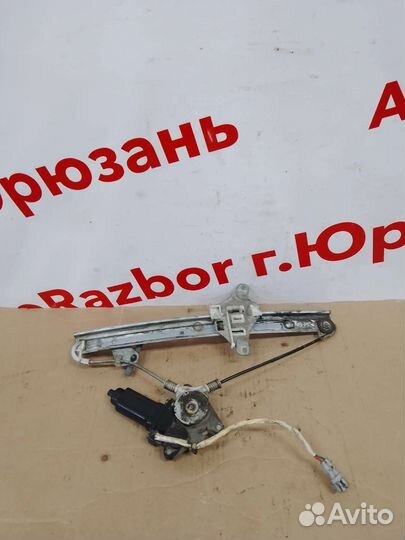 Стеклоподъемник задний правый Toyota Carina E